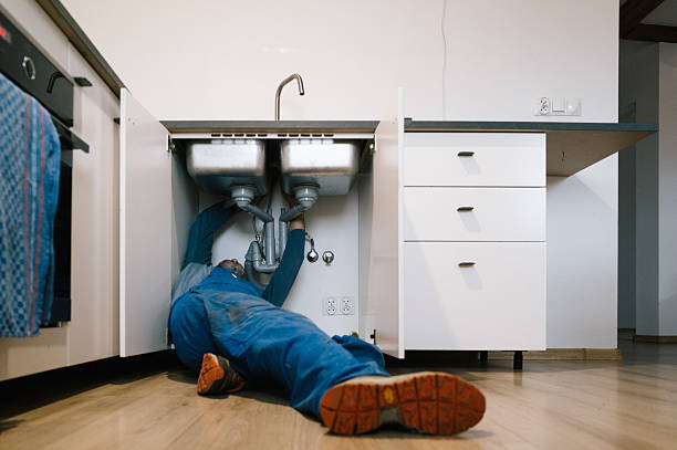 Professional Drain Cleaning technician working in Garnerville, NY